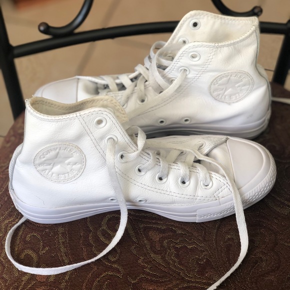 Converse Shoes - High top converse all stars